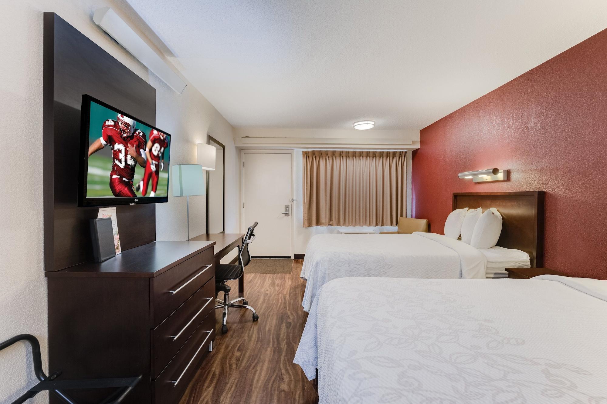 Super 8 By Wyndham Deerfield - Northbrook Hotel Exterior foto